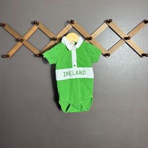 Red Envelope Ireland Polo Bodysuit Green White Embroidered Shamrock 12-18 Months